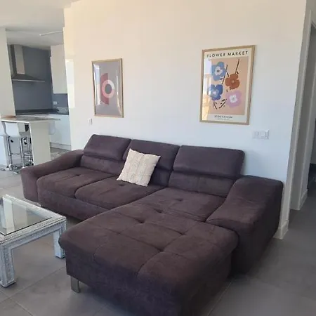 Alta Vista San Eugenio アパート