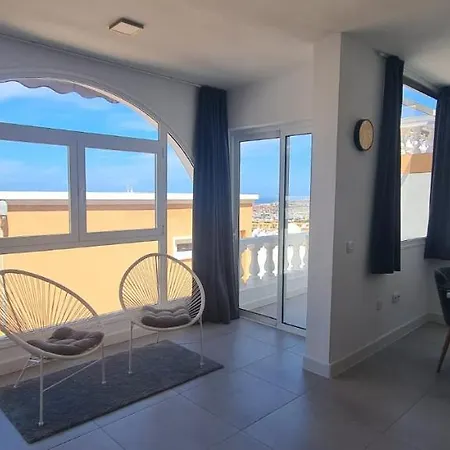 Alta Vista San Eugenio アパート